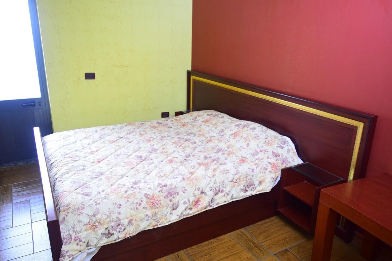 Hotel Deja Тирана Екстериор снимка
