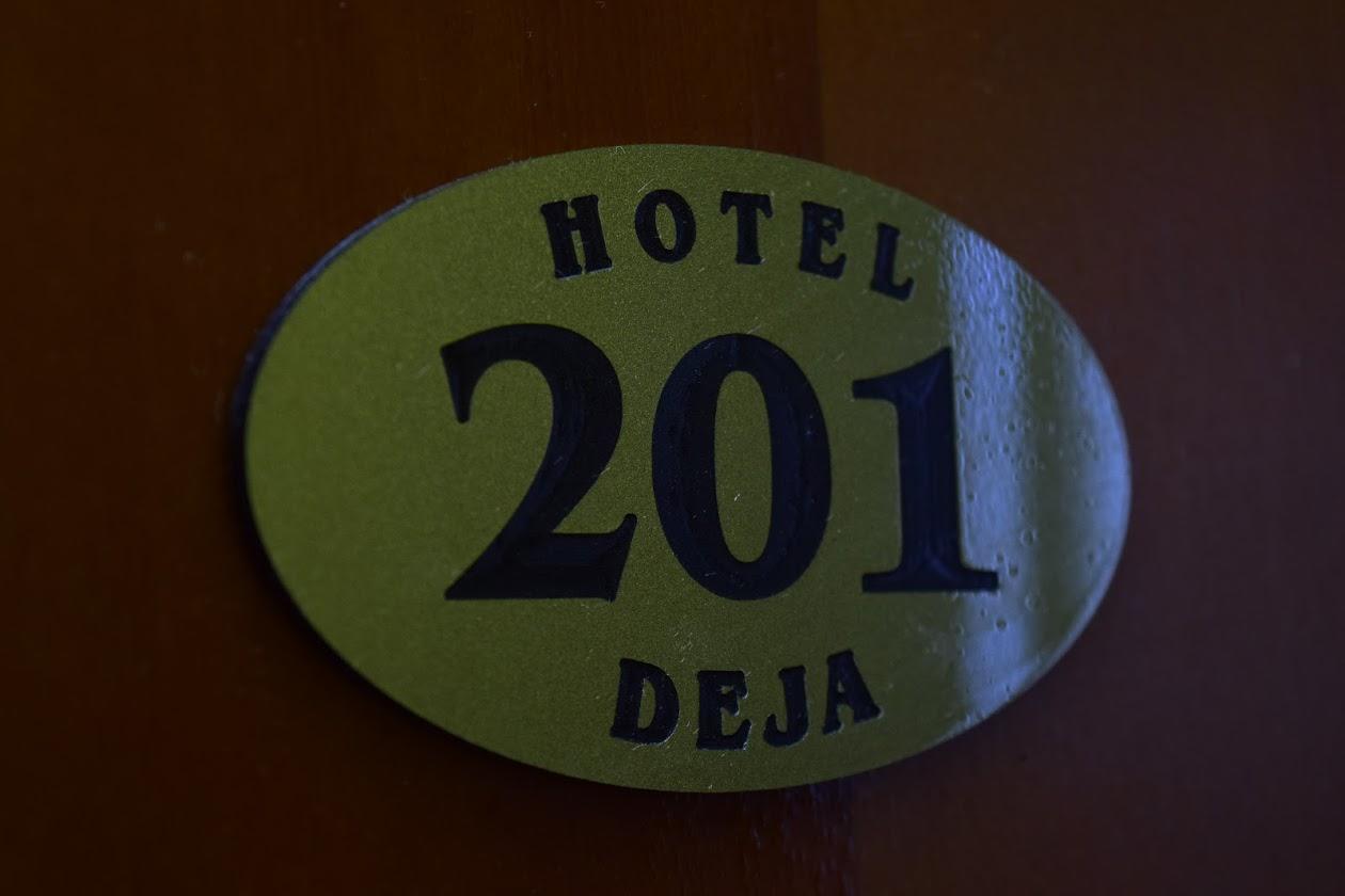 Hotel Deja Тирана Екстериор снимка